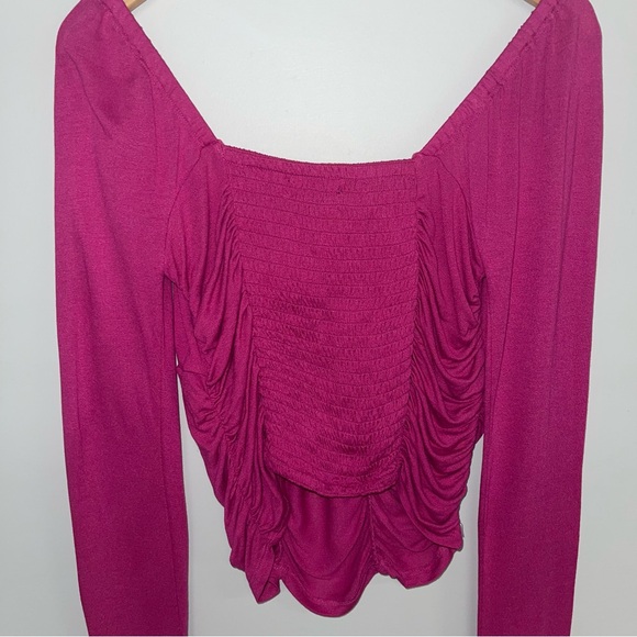 Urban Outfitters Top Women's Size Large Berry Pink Juliana Crepe Cutout Crop - Picture 7 of 11
